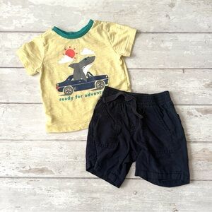 Old Navy 18-24m Baby Toddler Boys Outfit Mavy Blue Shorts Shark Shirt 18m 24m